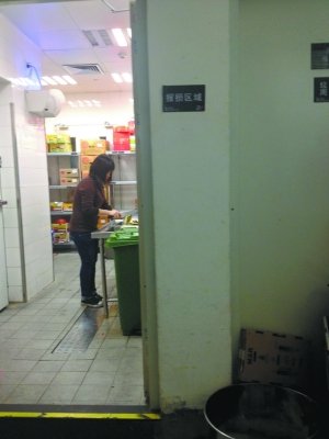 ���ݸ߶˳�����ˮ����ƴ���� Խ��Խ����